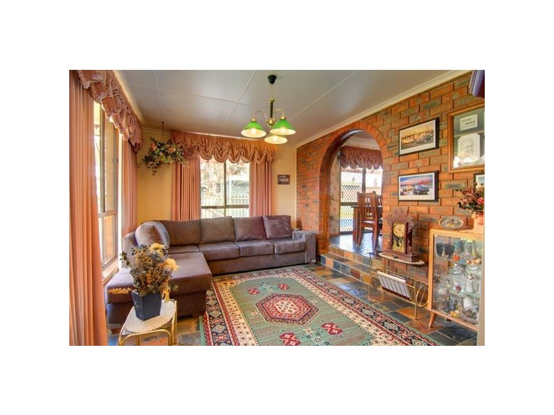 128 Hayes Drive, Smythes Creek VIC 3351