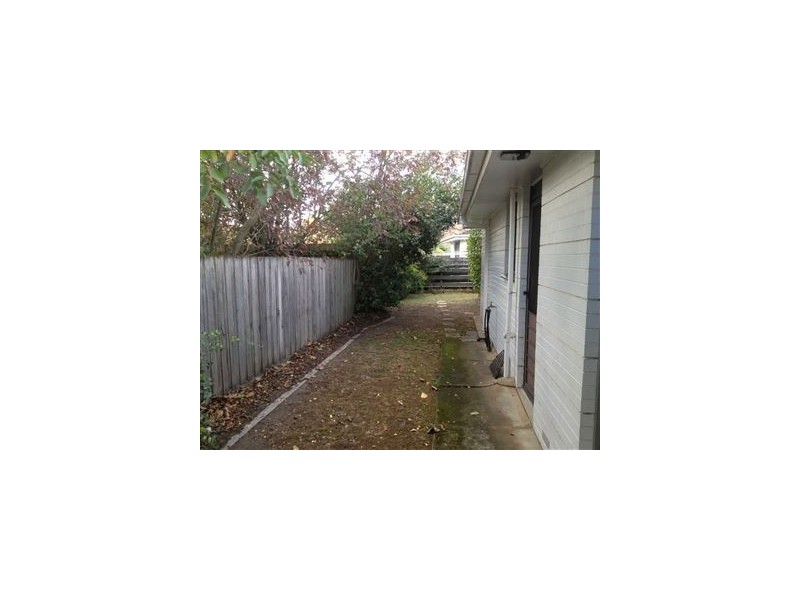 8/464 Wendouree Parade, Lake Wendouree VIC 3350