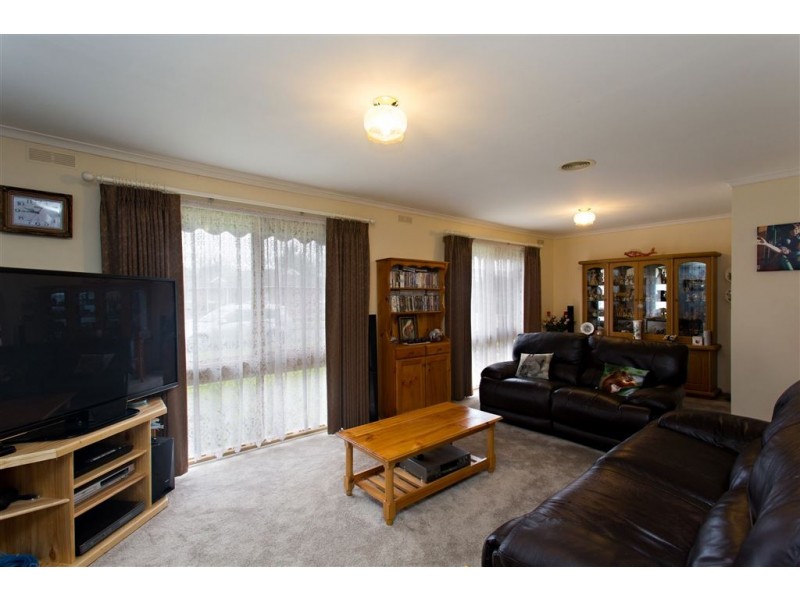 21 Huntington Street, Wendouree VIC 3355