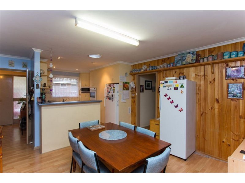 21 Huntington Street, Wendouree VIC 3355