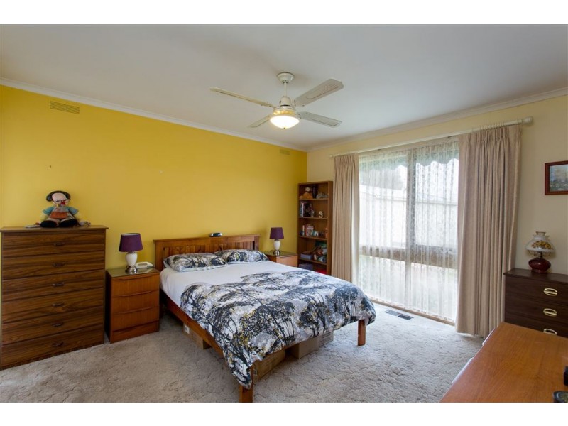 21 Huntington Street, Wendouree VIC 3355