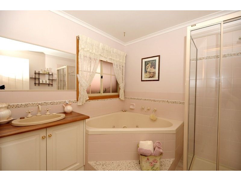 5 Doramy Court, Alfredton VIC 3350