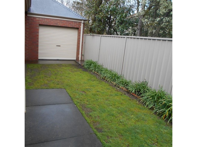 1/20 Inkerman Street, Newington VIC 3350