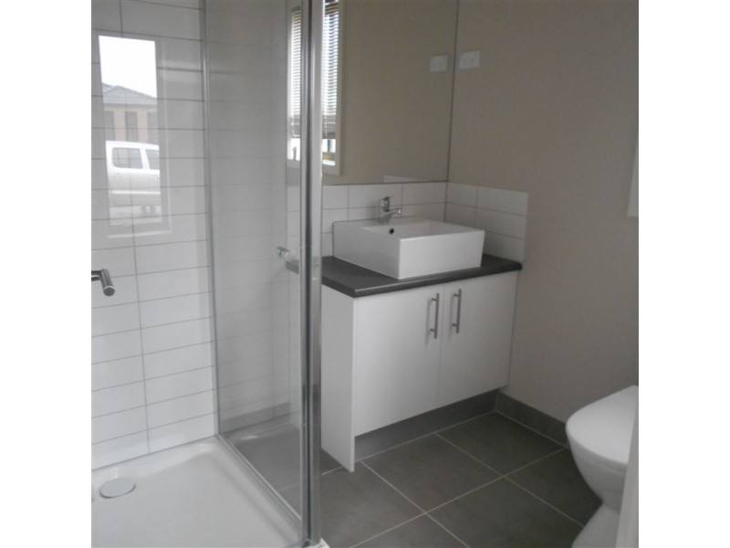 3 Whidburn Pl, Sebastopol VIC 3356