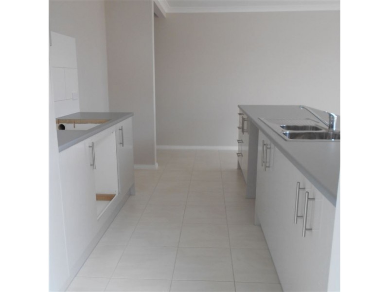 19 Whidburn Pl, Sebastopol VIC 3356