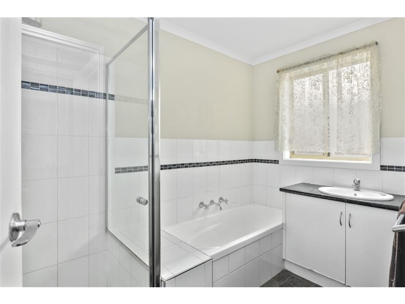 16 Cecile Court, Ballarat VIC 3350