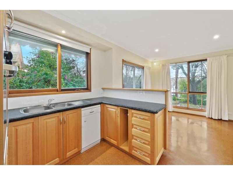 14/464 Wendouree Parage, Lake Wendouree VIC 3350