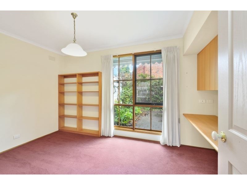 14/464 Wendouree Parage, Lake Wendouree VIC 3350