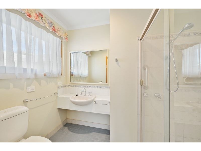 14/464 Wendouree Parage, Lake Wendouree VIC 3350