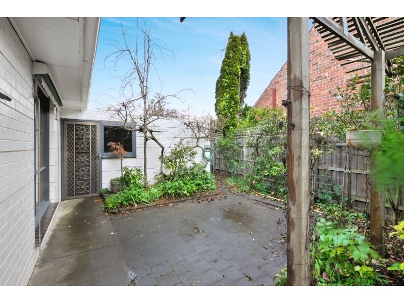 14/464 Wendouree Parage, Lake Wendouree VIC 3350