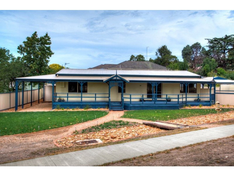 114 Albert Street, Creswick VIC 3363