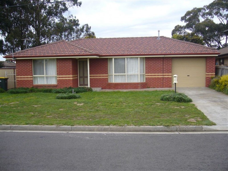 1006 Ring Road, Wendouree VIC 3355