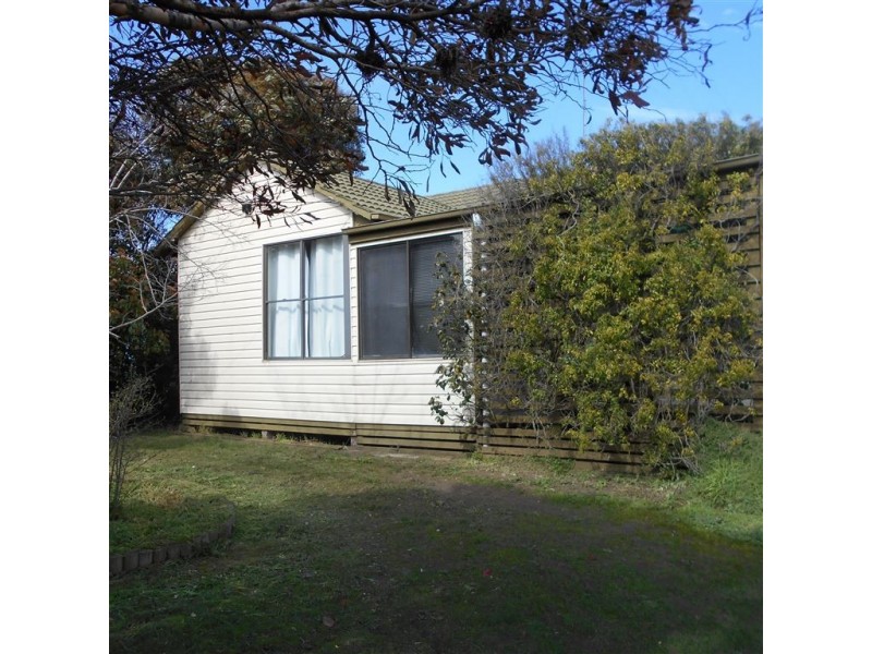 1205 Norman Street, Wendouree VIC 3355