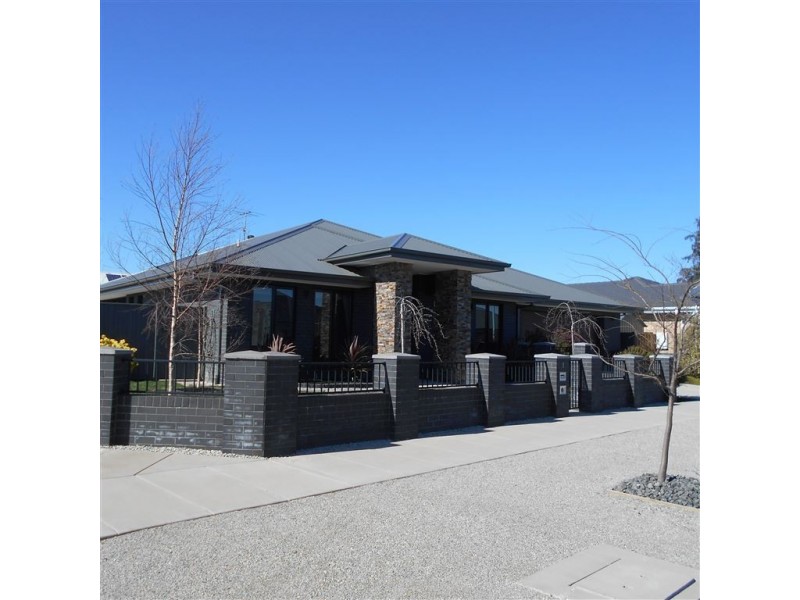 1 Bellington Drive, Alfredton VIC 3350