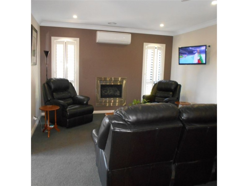 1 Bellington Drive, Alfredton VIC 3350