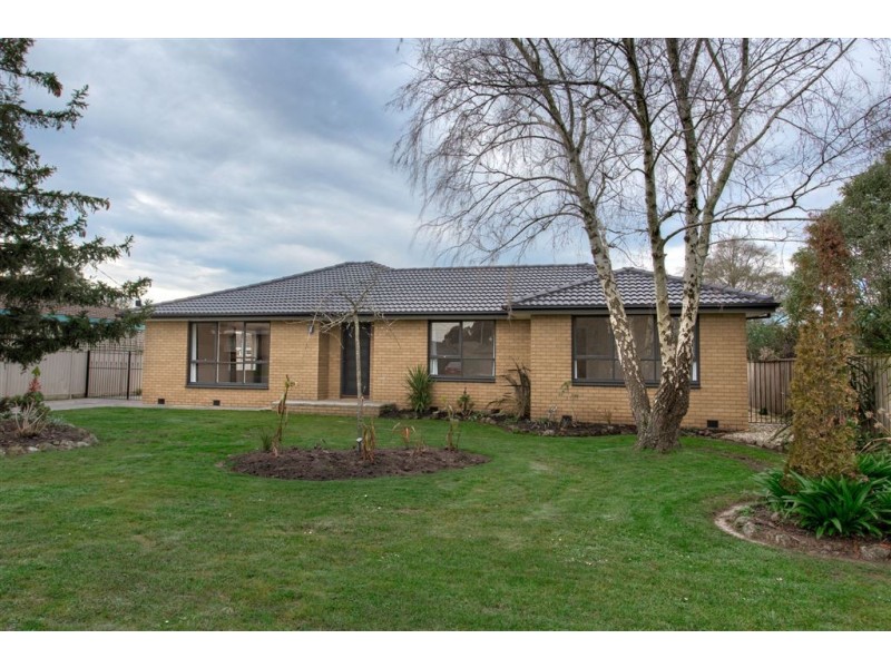 2 Parkwood Street, Alfredton VIC 3350