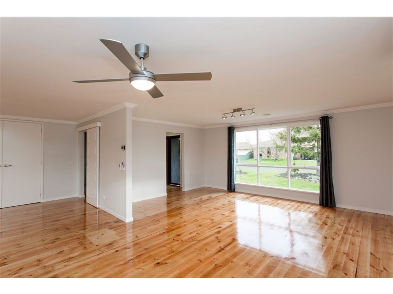 2 Parkwood Street, Alfredton VIC 3350