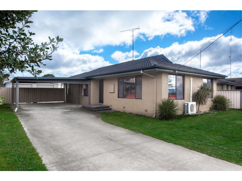 7 Marigold Street, Wendouree VIC 3355