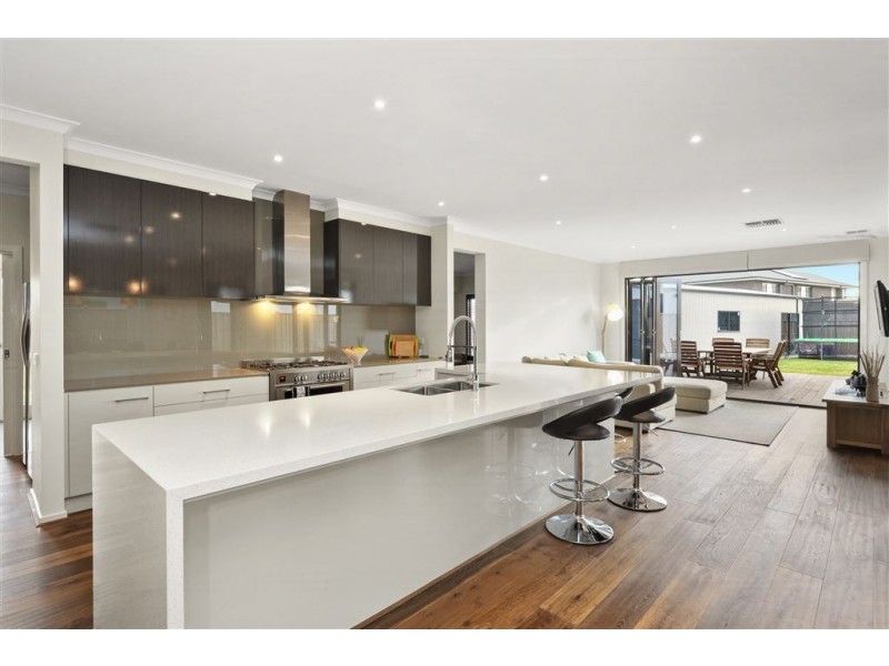 27 Evergreen Drive, Ballarat VIC 3350