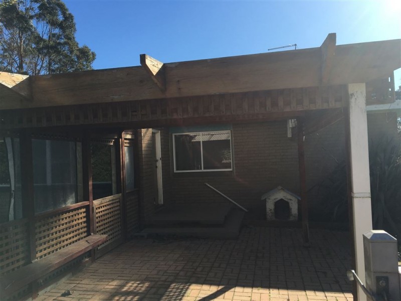 9 Hilltop Drive, Brown Hill VIC 3350