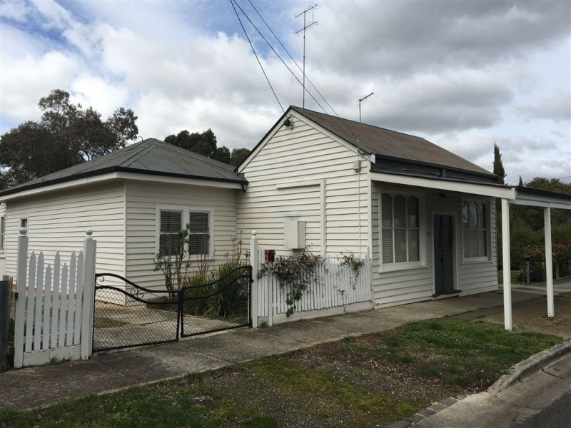 312 Crompton Street, Soldiers Hill VIC 3350