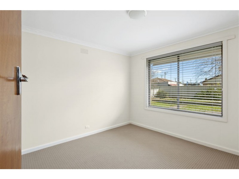 19 Mauger Street, Wendouree VIC 3355