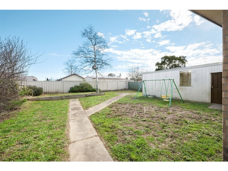 19 Mauger Street, Wendouree VIC 3355