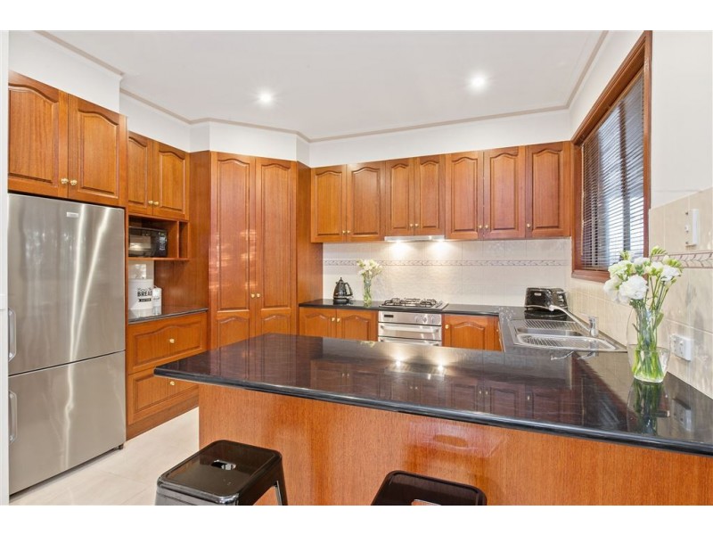 2 Catherine Court, Brown Hill VIC 3350