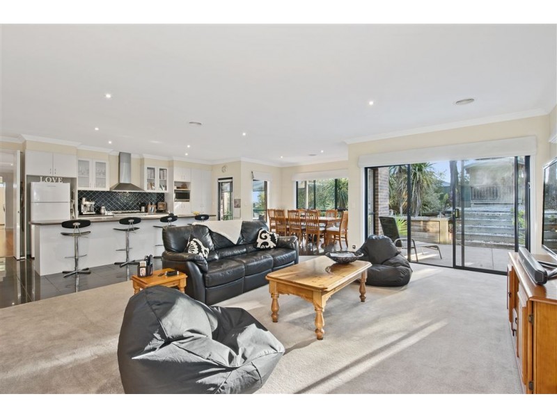 9 Sheoak Drive, Buninyong VIC 3357