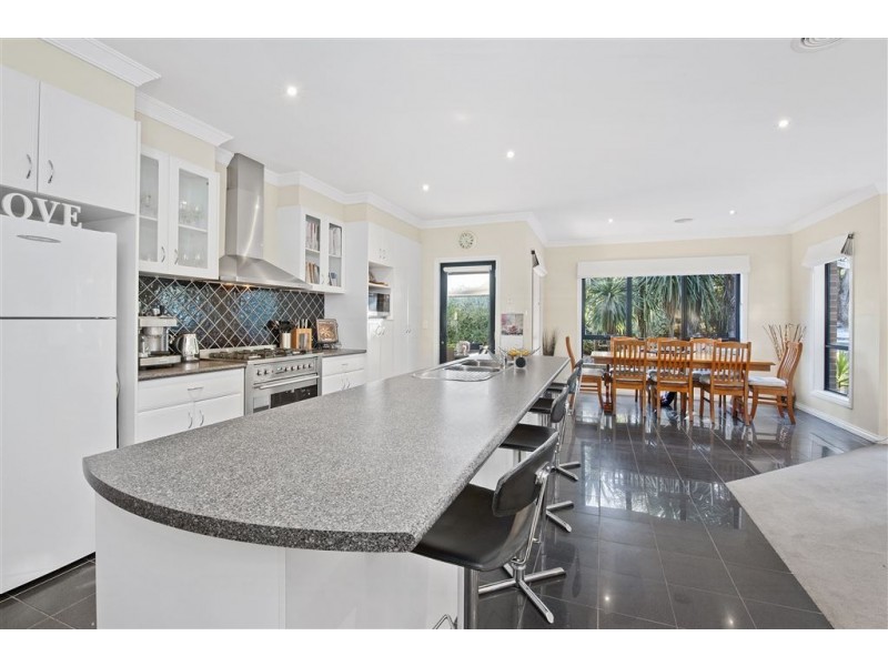 9 Sheoak Drive, Buninyong VIC 3357