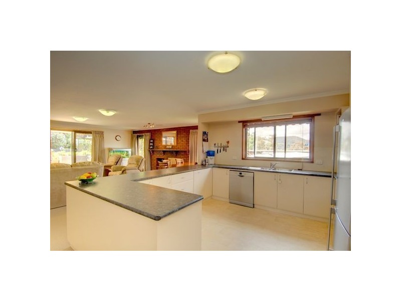 614 Barkly Street, Buninyong VIC 3357