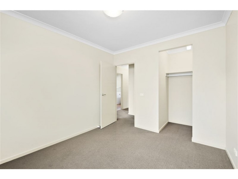 18 Zoe Drive, Mount Helen VIC 3350