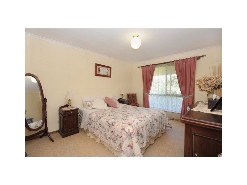 14 Macdonald Street, Clunes VIC 3370