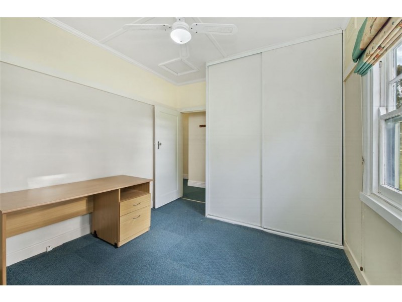 89 Clarkes Road, Enfield VIC 3352