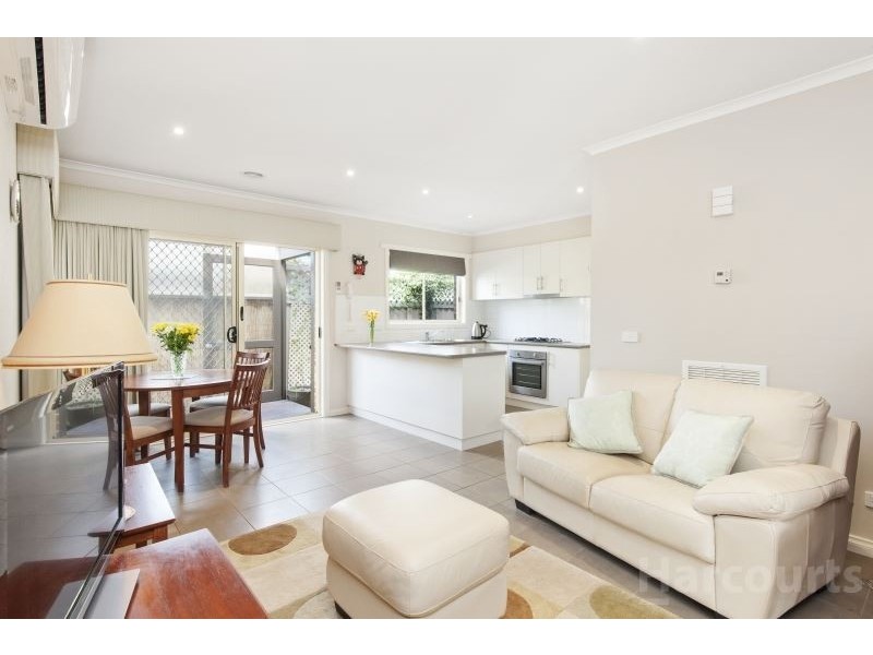 1/64 Park Street, Wendouree VIC 3355