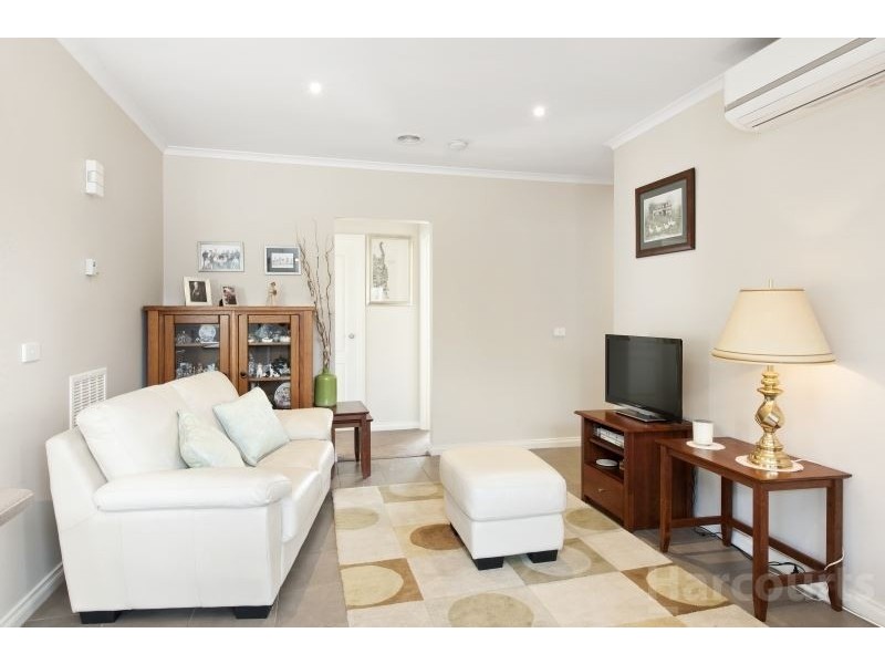 1/64 Park Street, Wendouree VIC 3355