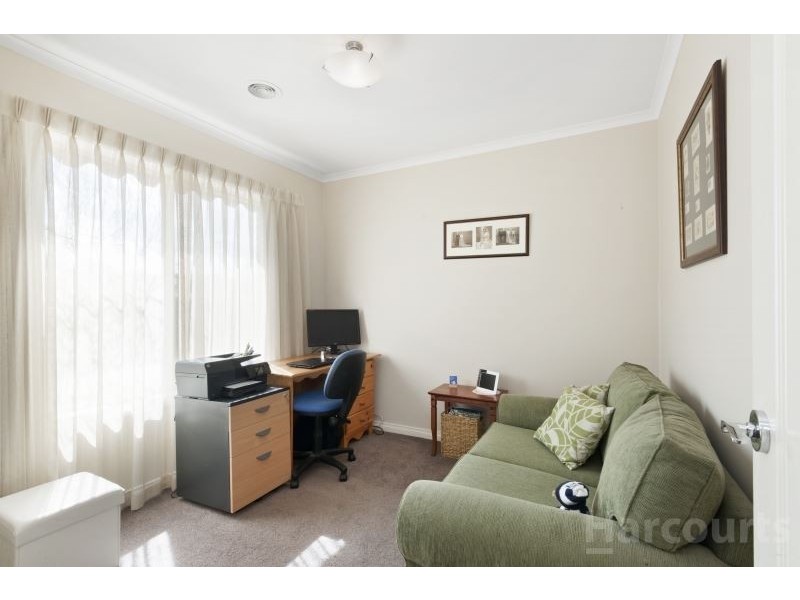 1/64 Park Street, Wendouree VIC 3355