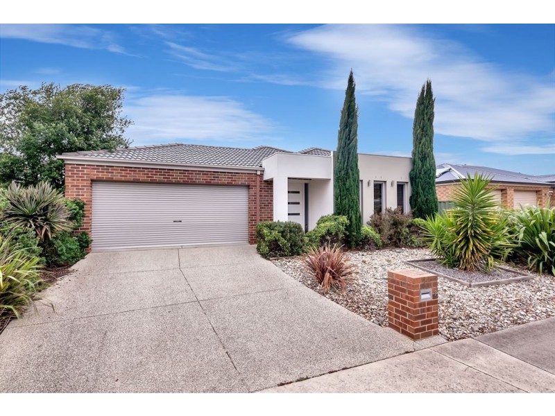 7 Megan Street, Miners Rest VIC 3352