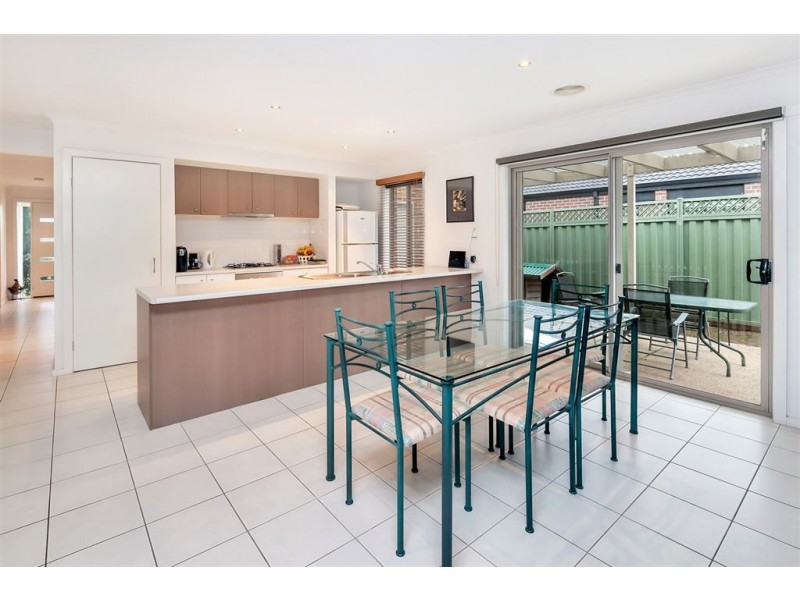 7 Megan Street, Miners Rest VIC 3352