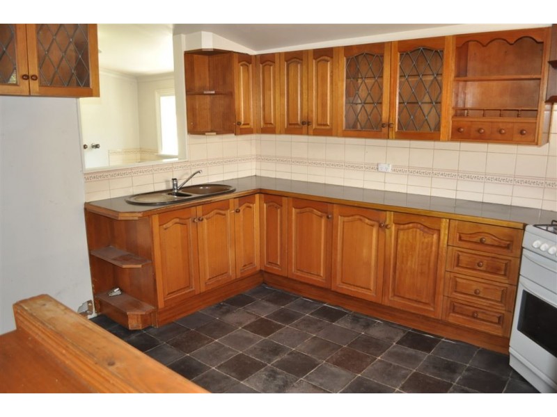 36 OTWAY ST SOUTH, Ballarat East VIC 3350