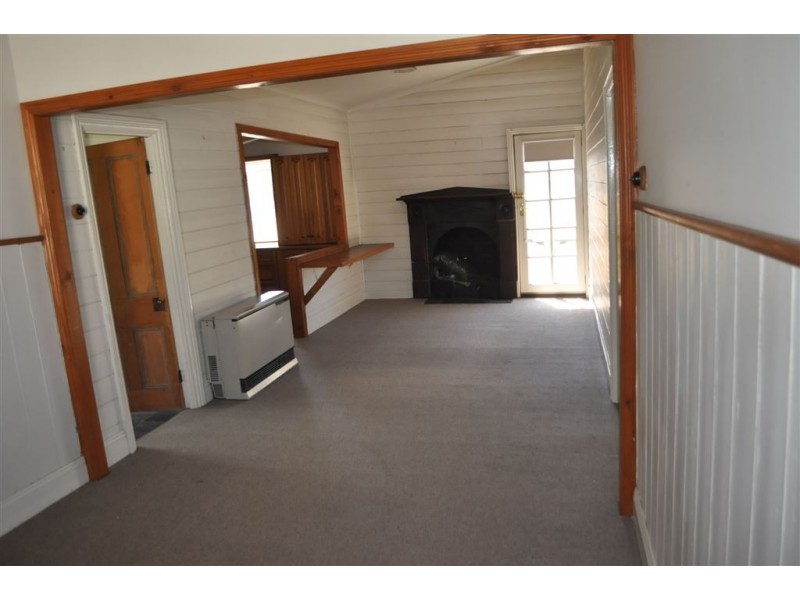 36 OTWAY ST SOUTH, Ballarat East VIC 3350