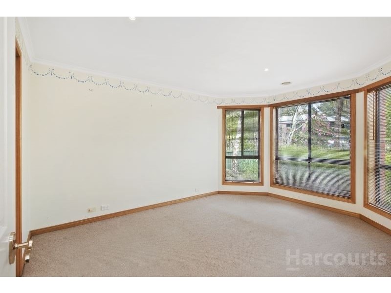 5 Ploughshare Drive, Mount Helen VIC 3350