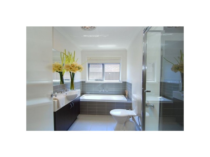 204 Learmonth Road, Wendouree VIC 3355