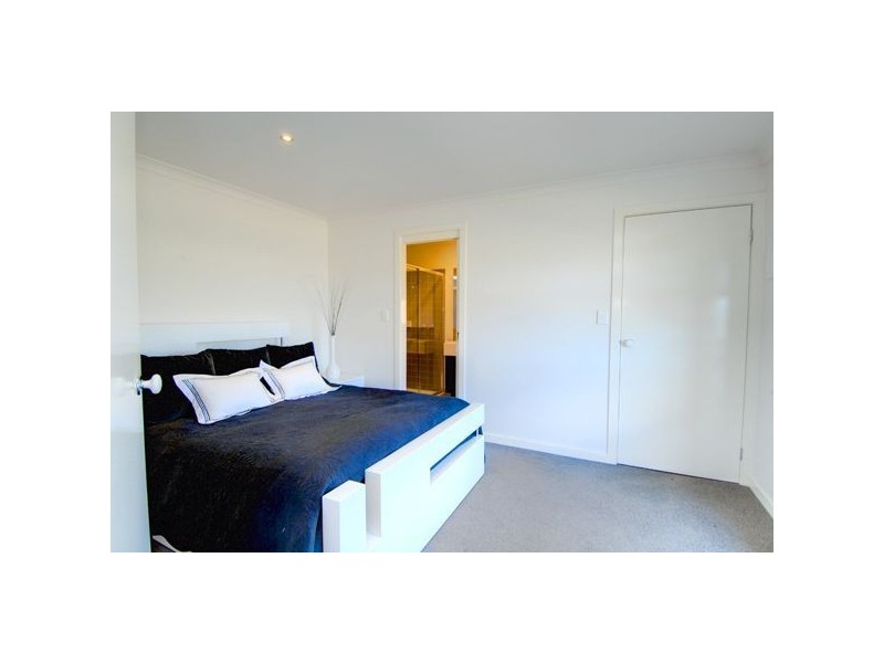 204 Learmonth Road, Wendouree VIC 3355