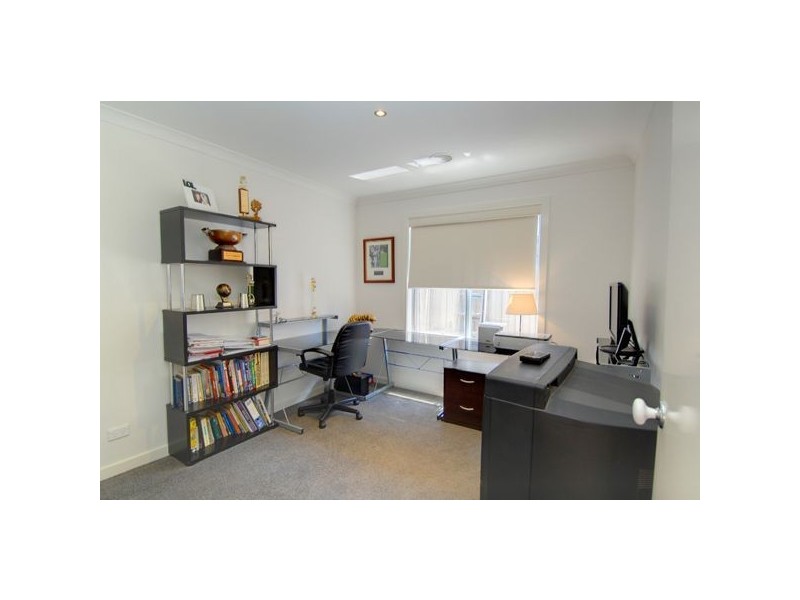 204 Learmonth Road, Wendouree VIC 3355