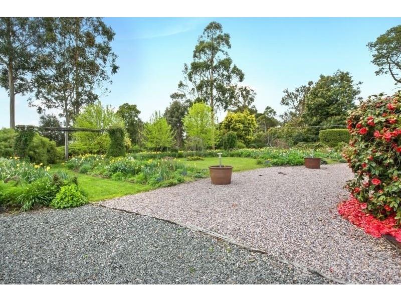 1502 Geelong Road, Mount Clear VIC 3350