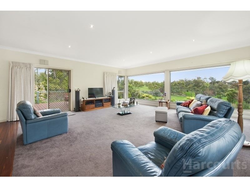 1502 Geelong Road, Mount Clear VIC 3350