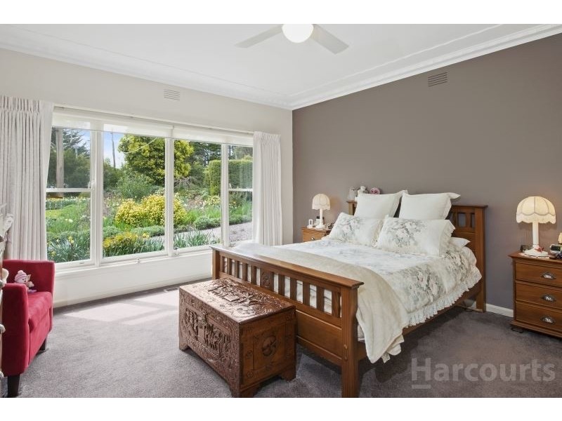 1502 Geelong Road, Mount Clear VIC 3350