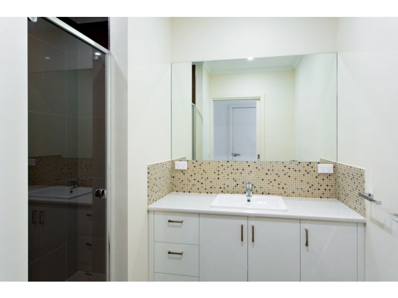 1/15 Monastery Drive, Wendouree VIC 3355