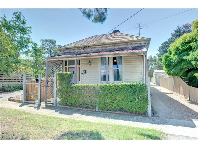 314 Nicholson Street, Soldiers Hill VIC 3350